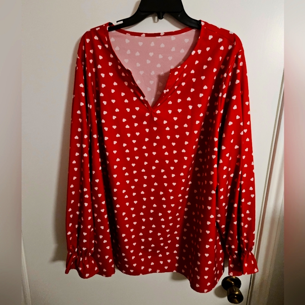 SHEIN Red Heart Print Blouse